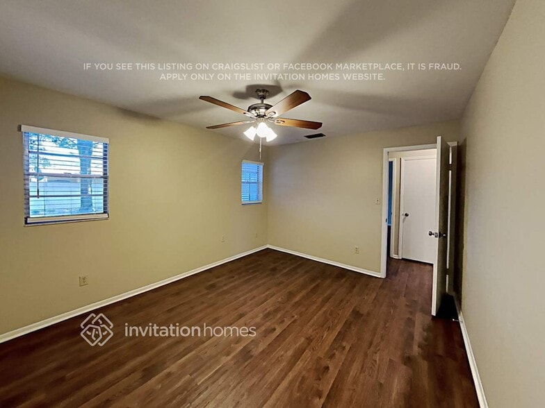 Building Photo - 23203 Lucerne Pl