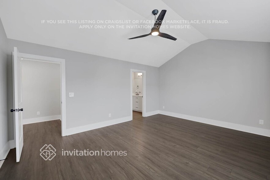 Building Photo - 258 Founders Ln