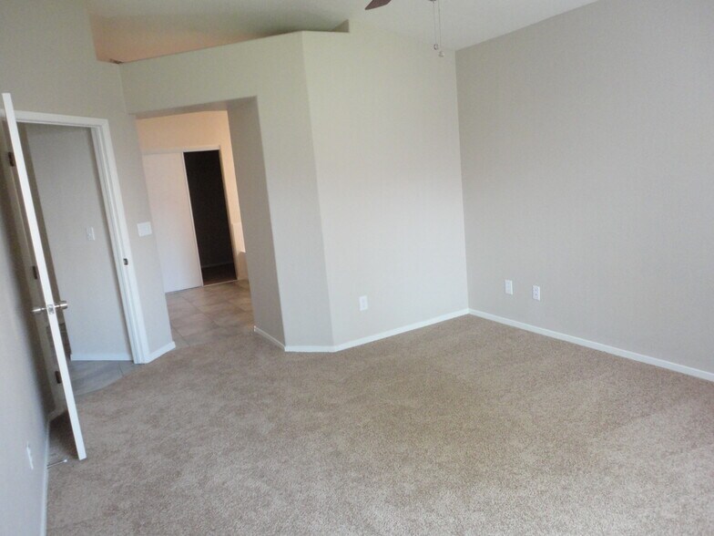 Building Photo - 6712 Rio Sands Ct
