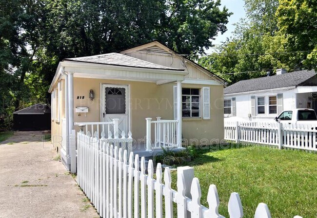 Primary Photo - 512 Inverness Ave