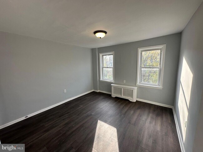 Building Photo - 2028 Haworth St