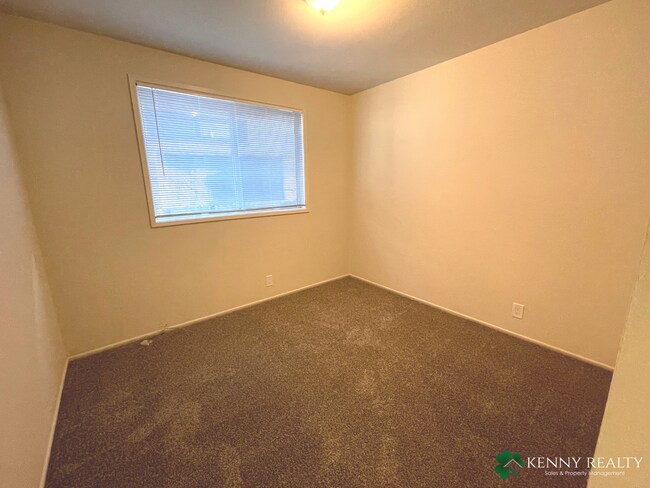 Building Photo - Remodeled 3 Bedroom, 2 Bath in South San Francisco off of Hillside