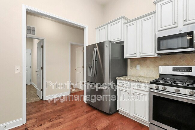 Building Photo - 141 Tall Fern Lp