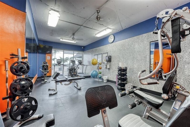 Building Photo - 3700 Galt Ocean Dr