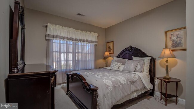 Building Photo - 14000 Baneberry Cir