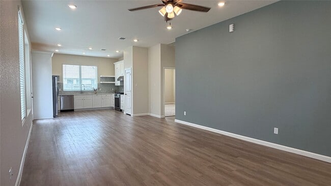 Building Photo - 5089 Andorra Bend Ln
