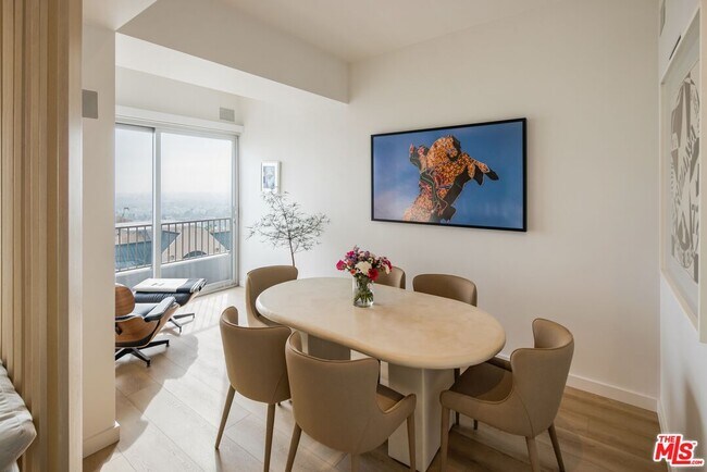 Building Photo - 10501 Wilshire Blvd