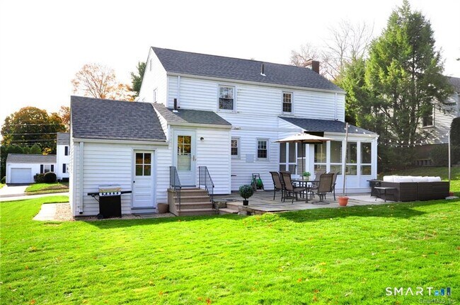 Building Photo - 26 Greystone Rd