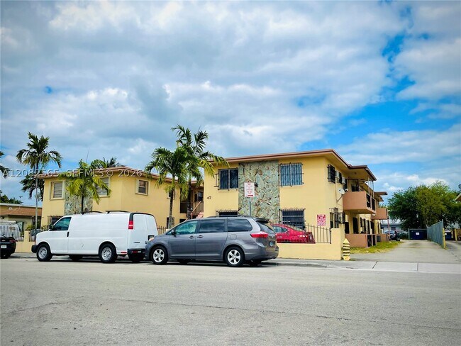 Building Photo - 47 NW 47th Ave