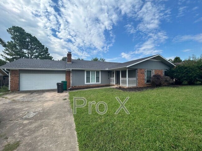 Primary Photo - 2914 W Richwood Cir