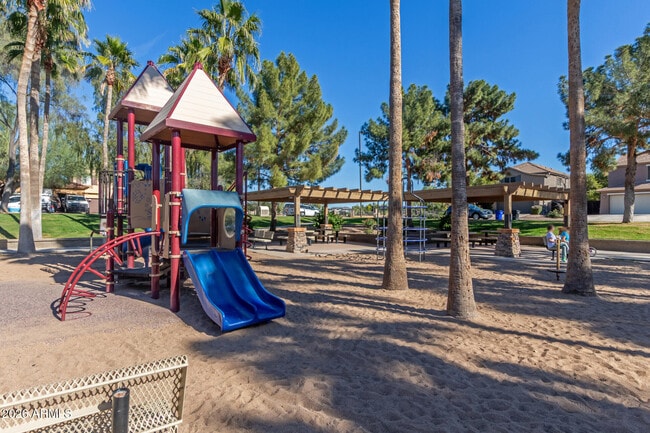 Building Photo - 3759 E Sebastian Ln