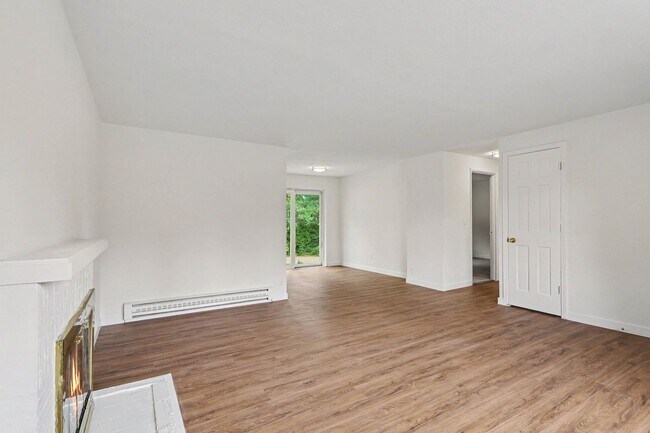 Building Photo - 18317 11th Ave NE