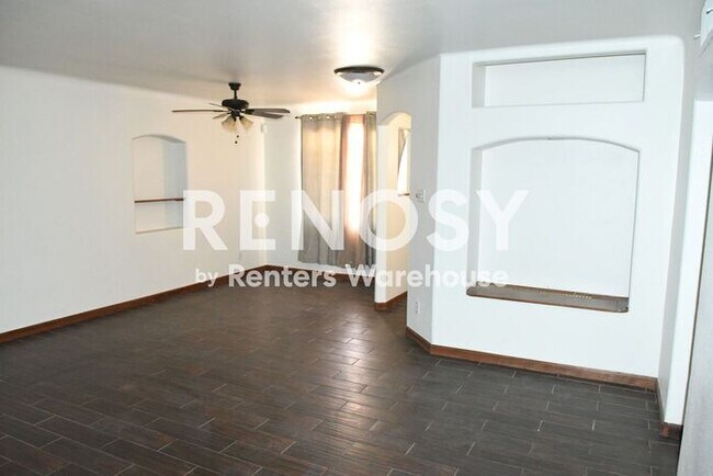 Building Photo - Updated 3 Br 2 Ba 1 Cg Home Near Camelback and 3rd Ave in Central Phoenix