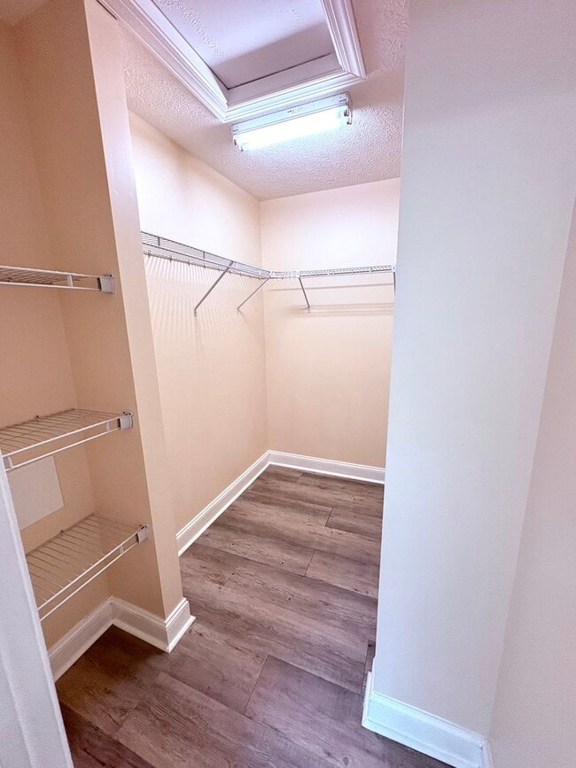 Building Photo - Available for the 2026-2027 lease term.