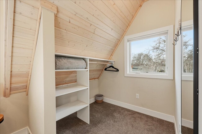 Building Photo - 1434 S Euclid Ave