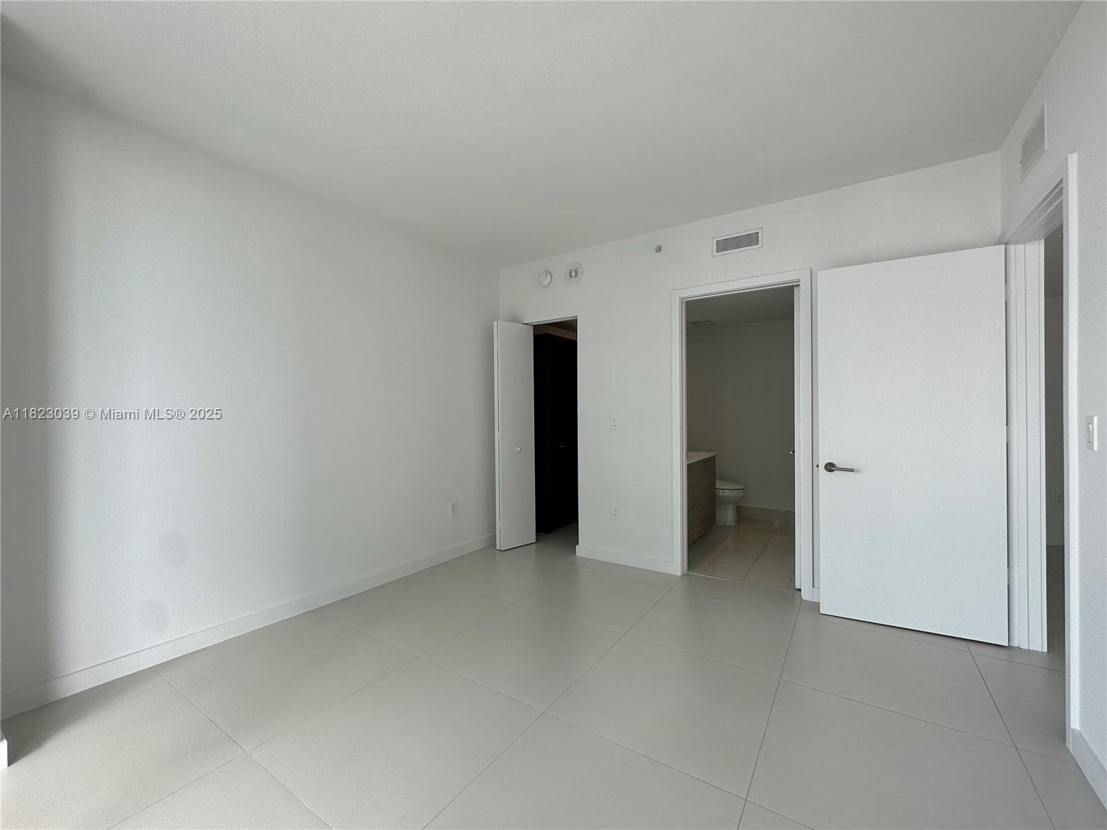 Building Photo - 1300 S Miami Ave