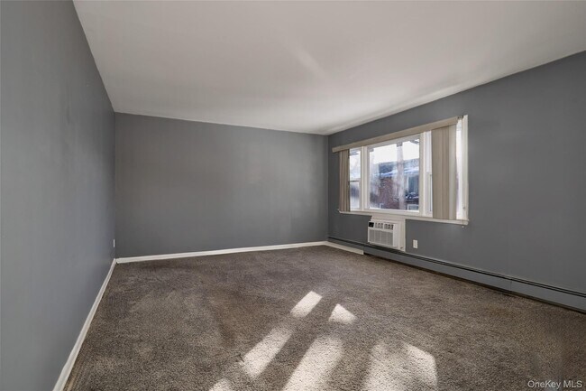 Building Photo - 1668 US-9