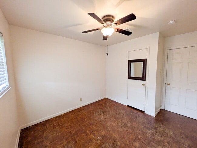 Building Photo - 9225 Shepherd Dr