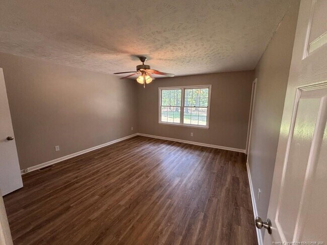 Building Photo - 6791 Seaford Dr