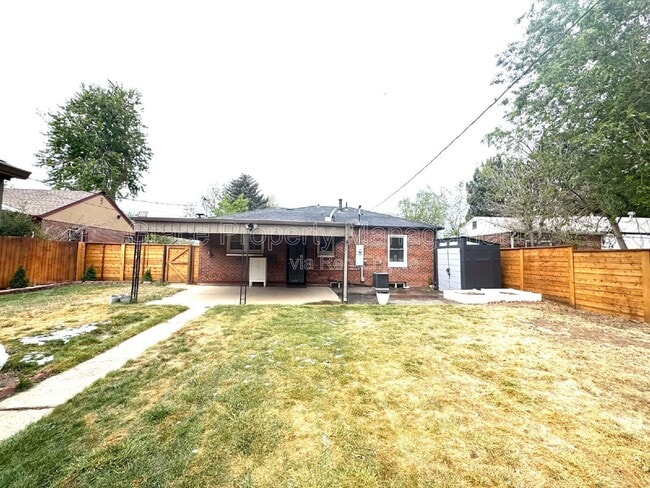 Building Photo - 2970 Locust St