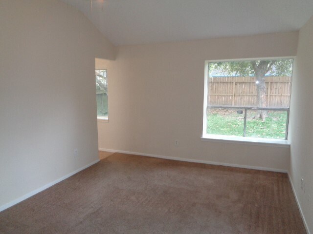 Building Photo - 10211 Golden Sunshine Dr