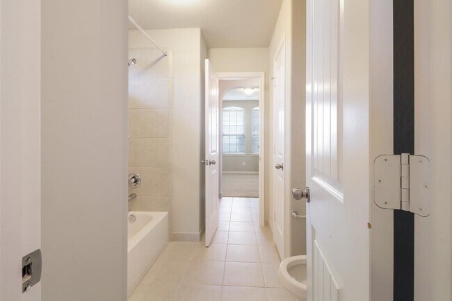 Building Photo - 24018 Cannon Anello Ct