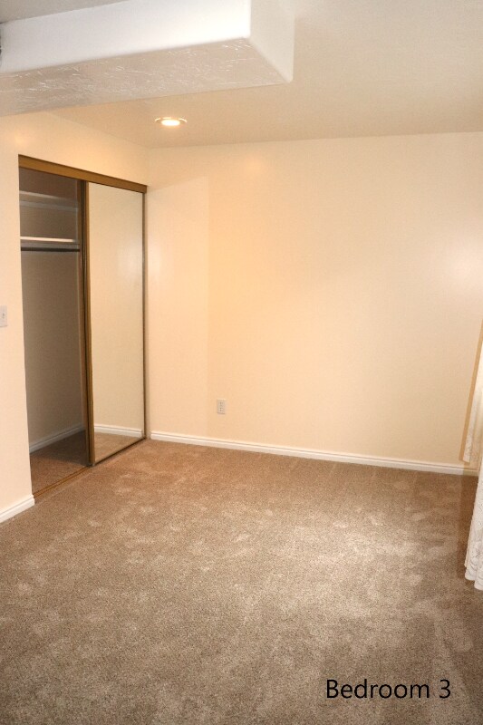 Building Photo - 7896 Goldenpointe Wy