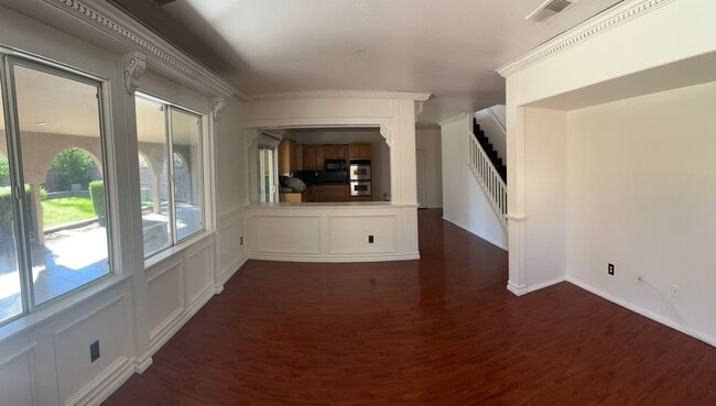 Building Photo - Beauty in the Details - 3 Bedroom / 2.5 Bathroom Home in Perris