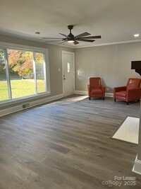 Building Photo - 702 Woods Dr