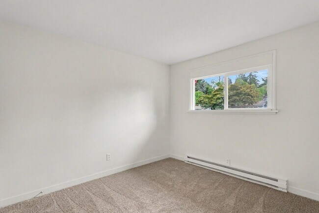 Building Photo - 18317 11th Ave NE