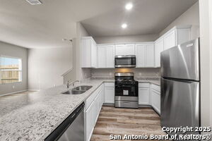 Building Photo - 130 Damon Dv