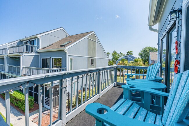 Building Photo - 1850 Colony Dr