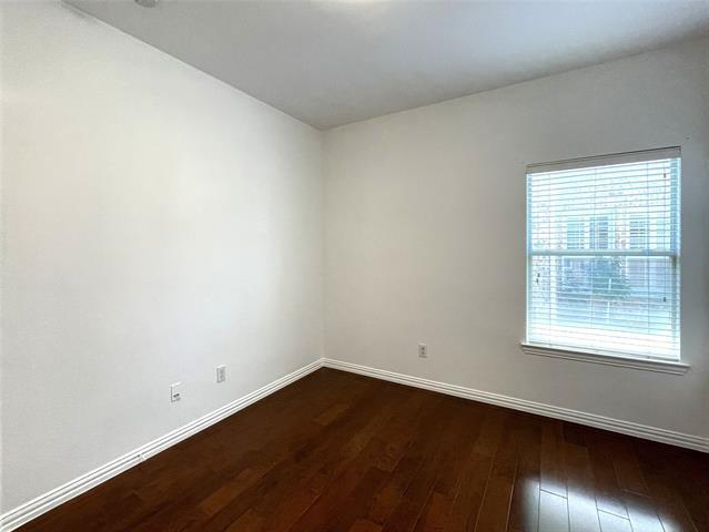 Building Photo - 4400 Avebury Dr