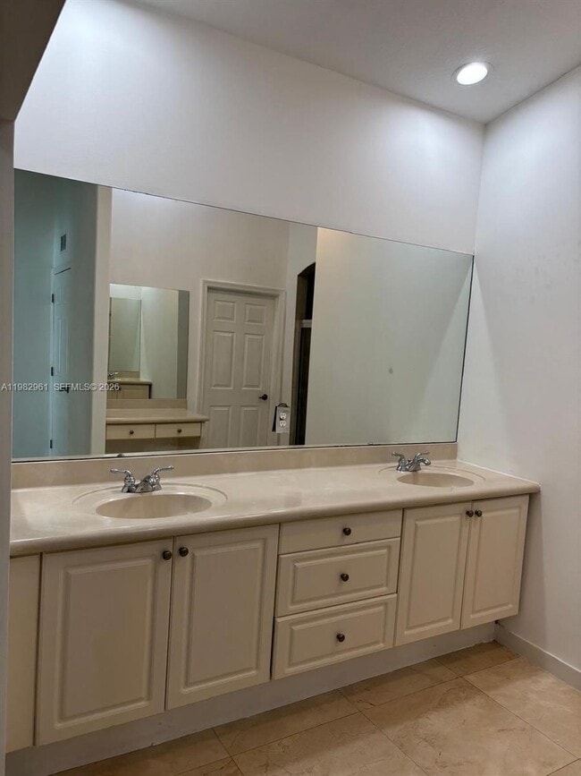 Building Photo - 19465 SW 25th Ct