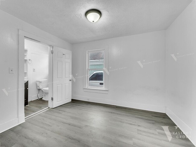 Building Photo - Cozy One-Bedroom, One-Bath Home For Rent i...
