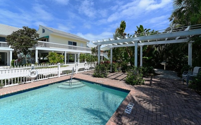 Building Photo - 2922 Gulf of Mexico Dr