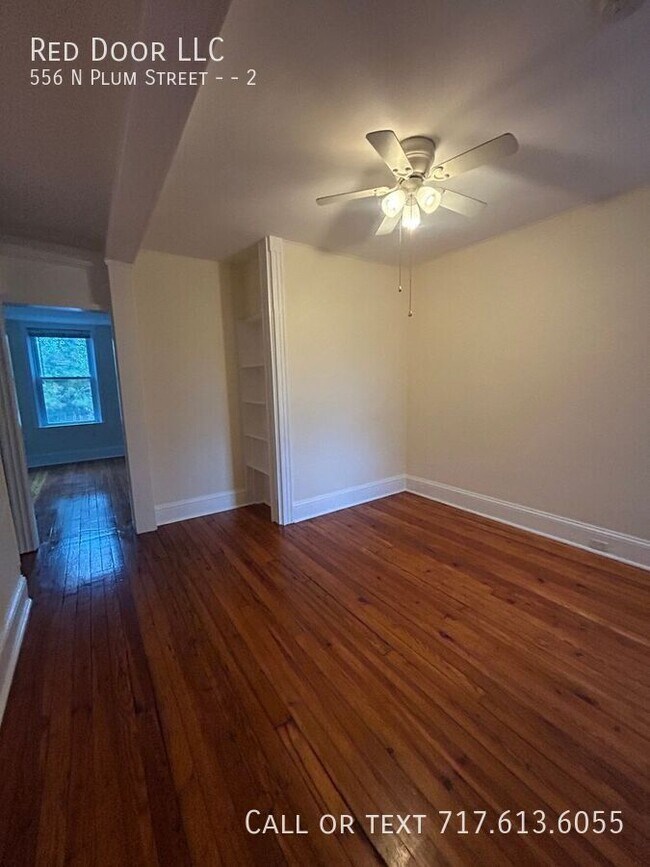 Building Photo - 556 N Plum St