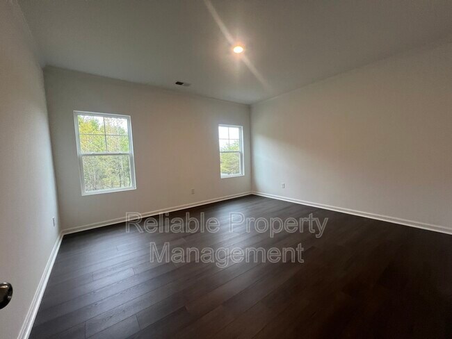 Building Photo - 651 Roy Adams Rd