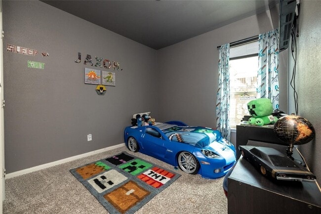 Building Photo - 1938 Madison Dr