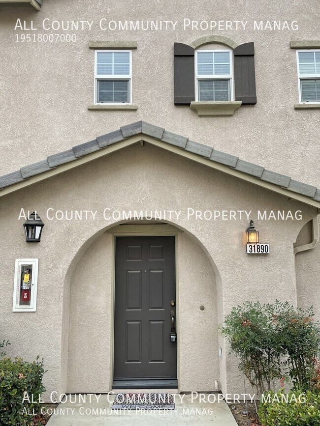 Building Photo - 31890 Delfina Way