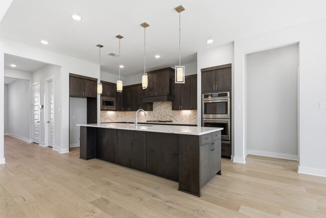 Building Photo - 21311 Blue Wood Aster Ct