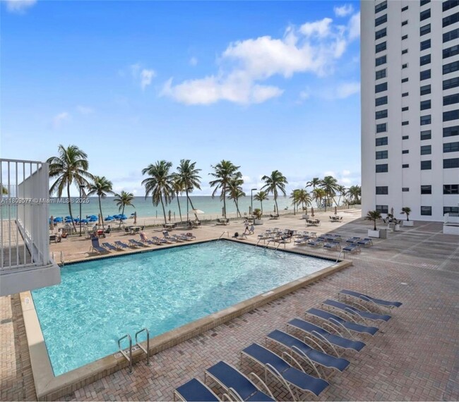 Building Photo - 2401 S Ocean Dr