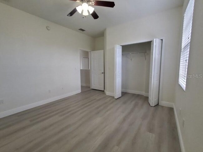 Building Photo - 240 West End Dr