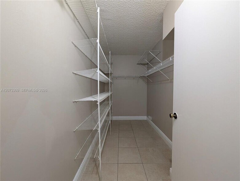 Building Photo - 3690 N 56th Ave