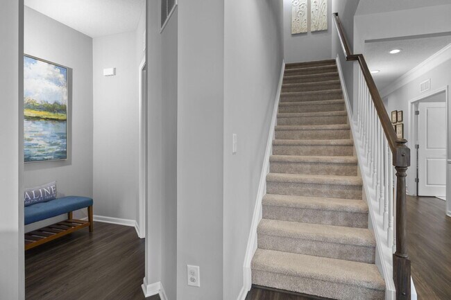 Building Photo - 402 Henstride Ct