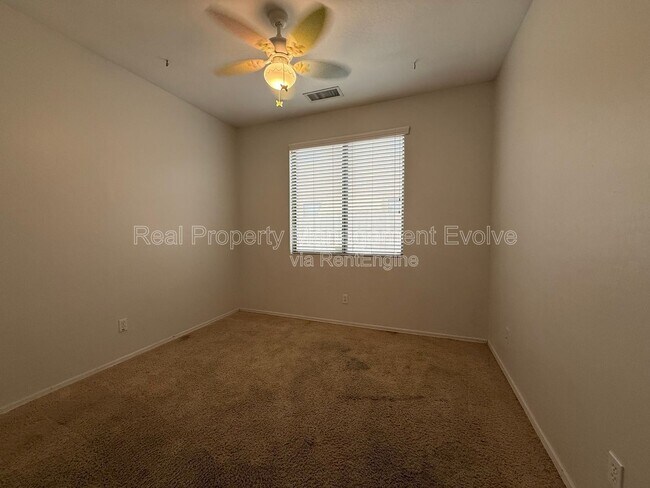 Building Photo - 8278 W Charter Oak Rd