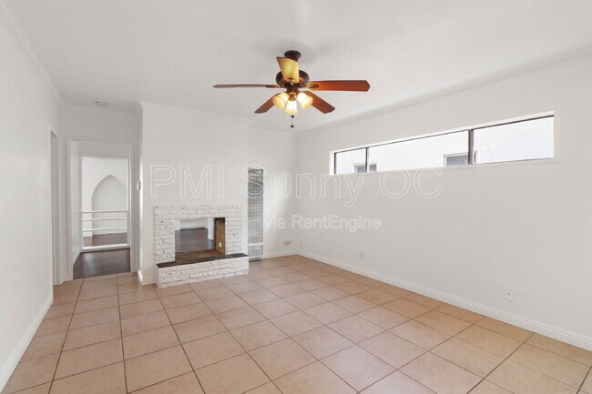 Building Photo - 5768 Campo Walk