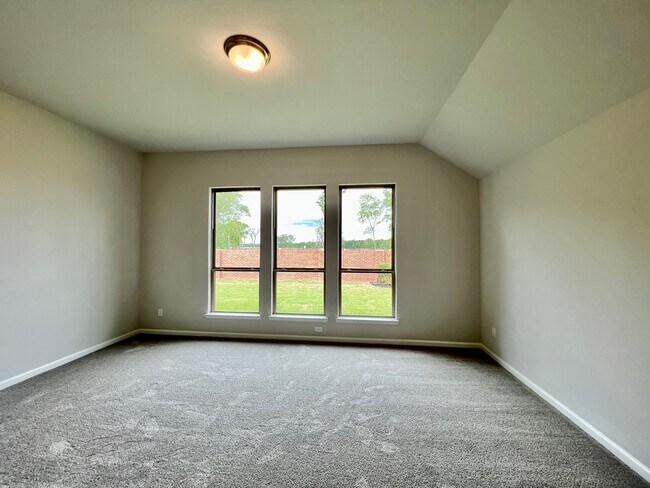Building Photo - 1351 Park Path Dr