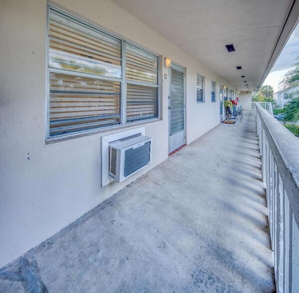 Building Photo - 202 Ocean Breeze