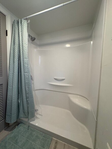 Building Photo - 919 Brookline Blvd